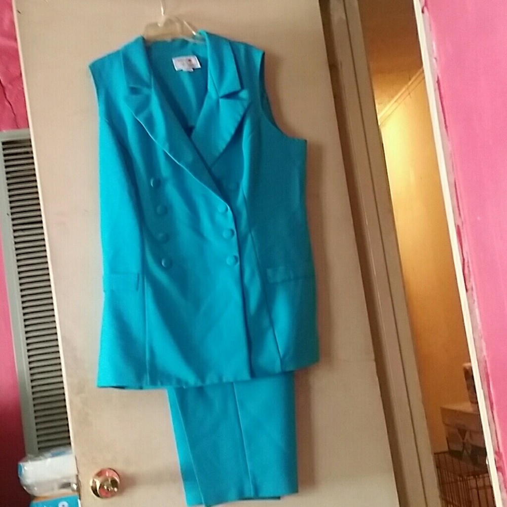 Teal blue ladies pantsuit
